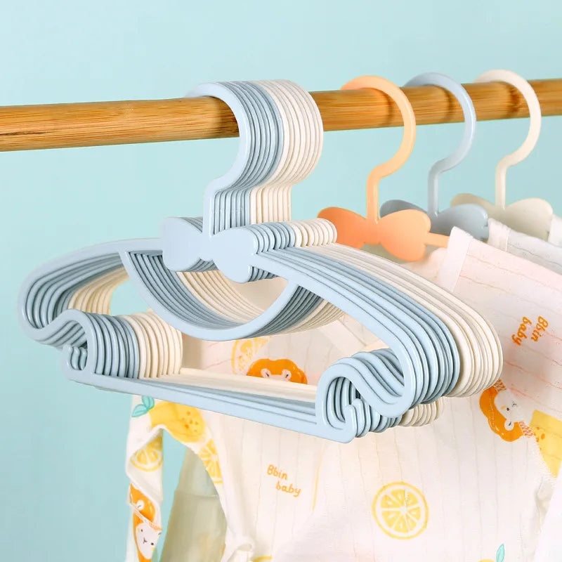 1/4/10Pcs Baby Hangers for  Plastic Kids Hangers for Nursery -Childrens Hangers - Great as Toddler or Infant Clothes Hangers