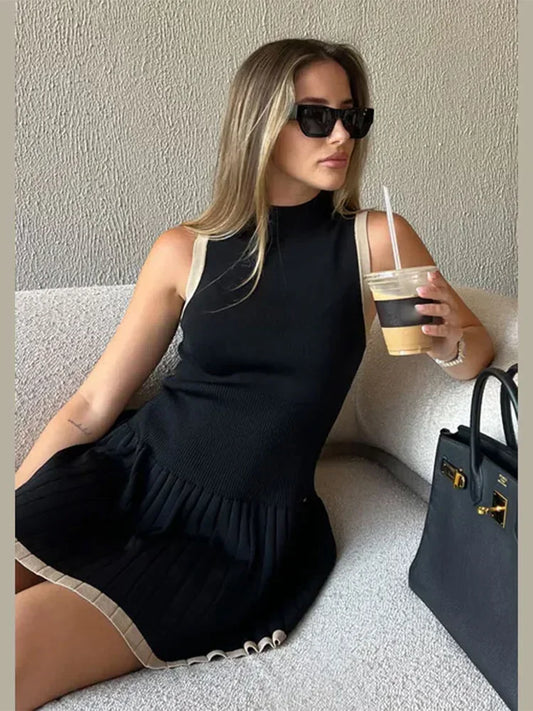 Women's Sexy Color Blocking Knitted O-neck Mini Dress Elegant Sleeveless High Waist Pleated Dresses Lady High Streetwear Robes